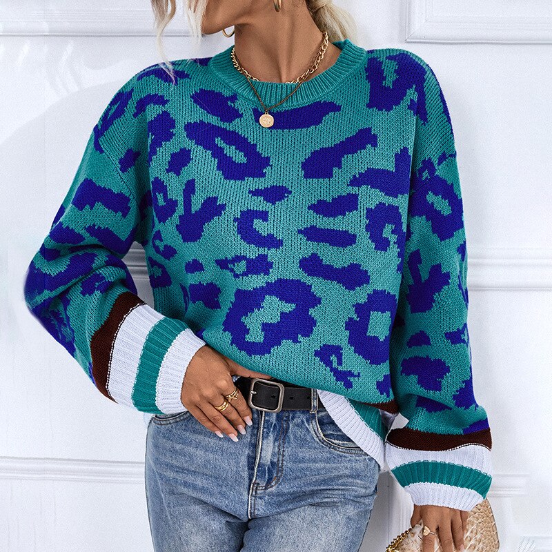 Round Neck Contrast Color Leopard Knit Sweater
